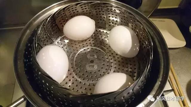 日本人是怎么煮鸡蛋的？这样真的会变好吃吗？