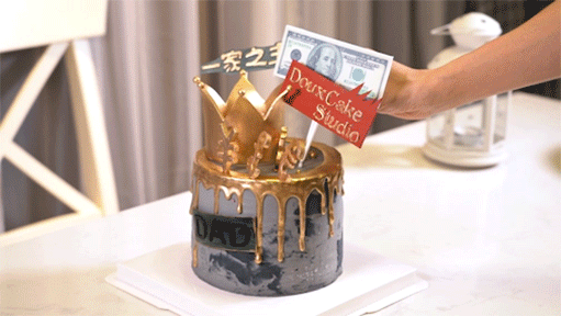 能转动的摩天轮蛋糕，金币蛋糕，3年来一直在凹造型