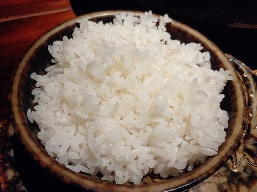 米饭可以搭配不同食物煮，不同的花样米饭更能促进营养均衡