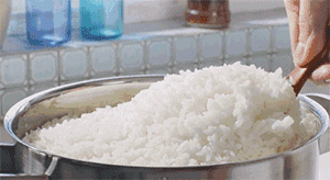 记住“这1招”，米饭粒粒饱满，蒸米饭再也不粘锅！